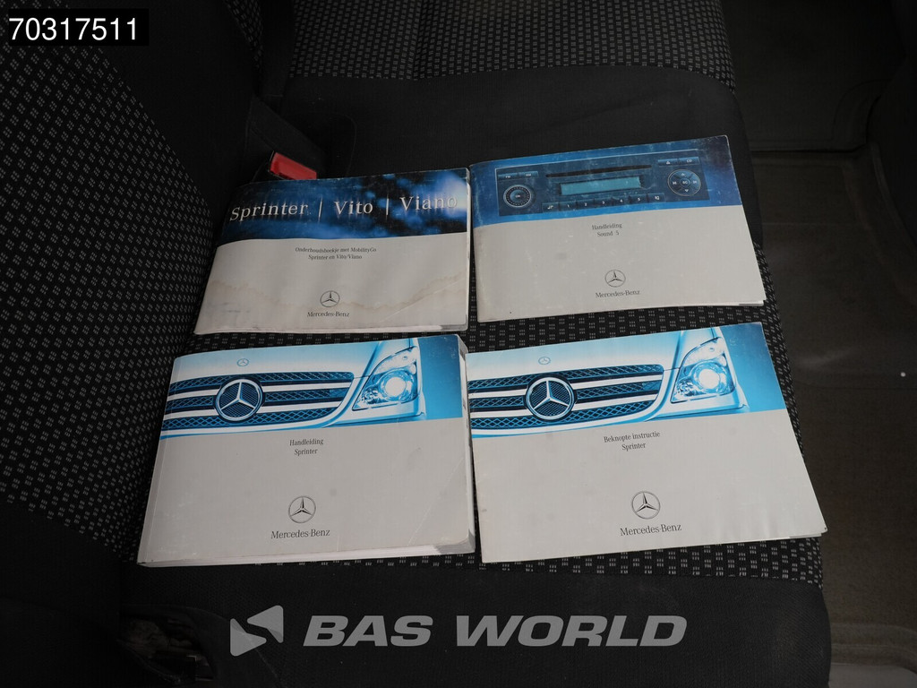 Mercedes-Benz Sprinter 515 CDI Trekhaak Zijdeur Dubbellucht Achterdeuren Bakwagen 150PK Lat om Lat Meubelbak Koffer Trekhaak 21
