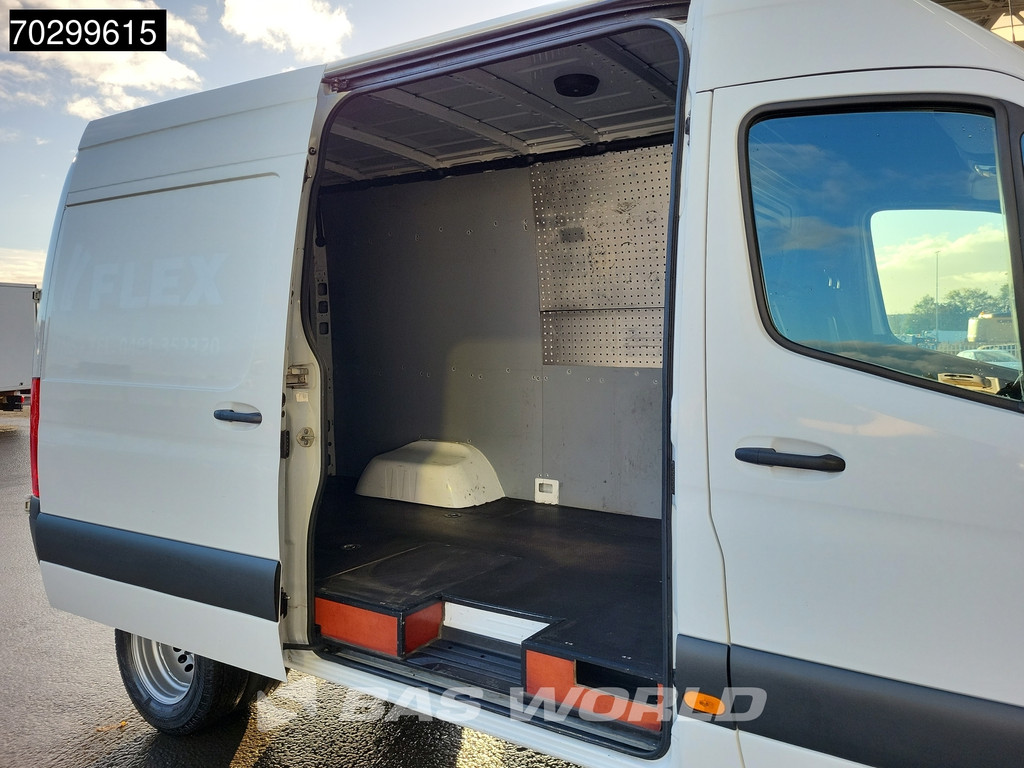 Mercedes-Benz Sprinter 516 CDI Dubbellucht Automaat 160PK L2H2 Navi Airco Cruise Camera MBUX CarPlay APK 04-2026 Euro6 L2 Airco Cruise control 7
