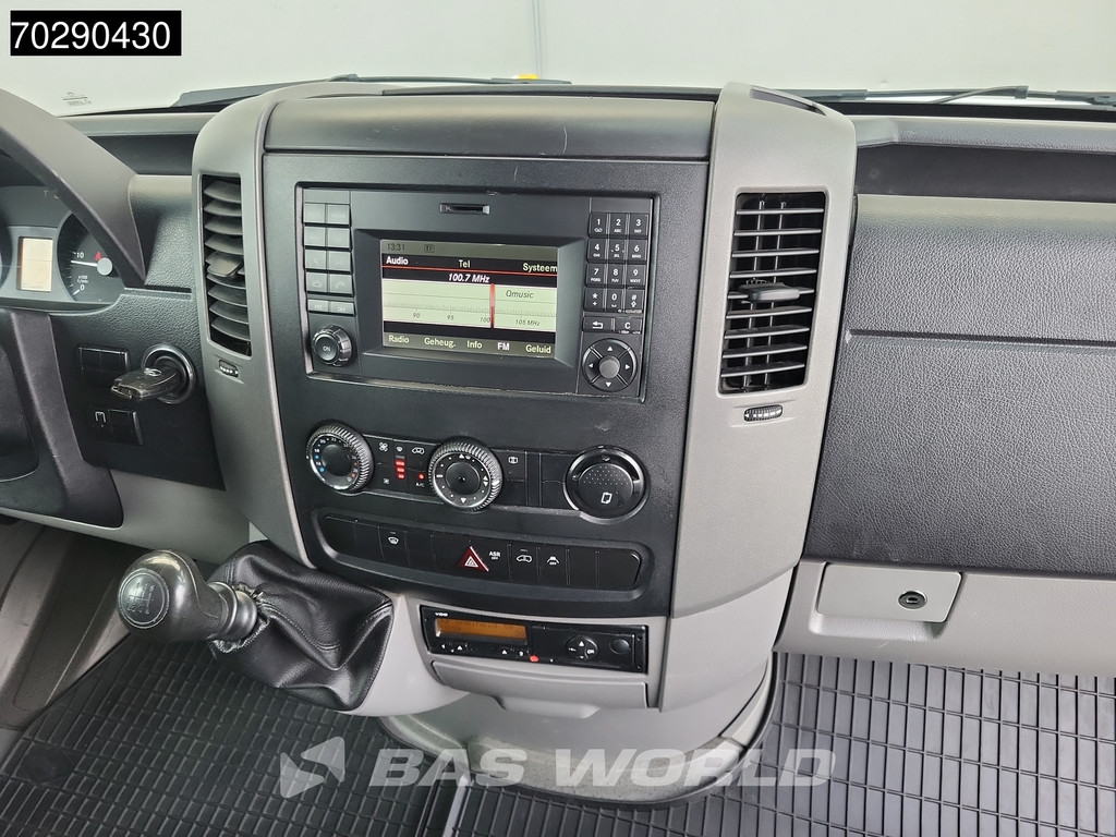 Mercedes-Benz Sprinter 516 CDI Laadklep Dubbellucht Bakwagen Airco APK 02-2026 Meubelbak Koffer 22m3 Airco 13