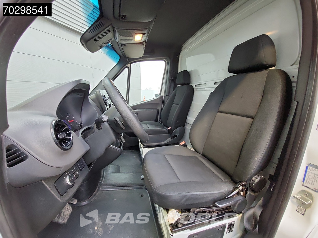 Mercedes-Benz Sprinter 519 CDI 3.0L V6 Automaat 484cm Dubbellucht Huif Bakwagen 190PK Airco Cruise Euro6 Meubelbak Koffer Airco 17