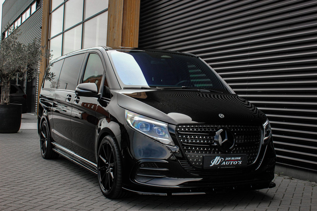 Mercedes-Benz V-KLASSE 300d 4X4 EXTRA LANG AMG DC 240PK L3H1 DUBBEL CABINE / JB-EDITION / BILSTEIN SCHROEFSET/ NIGHT EDITION/ FULL 9