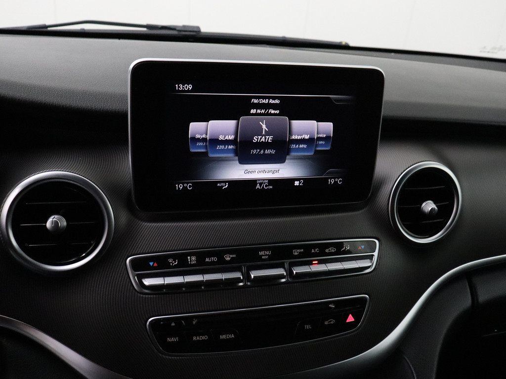 Mercedes-Benz V-Klasse 250 250d Lang Avantgarde Dubbele Cabine | Led | Lederen Bekleding | Zeer Compleet ! 19