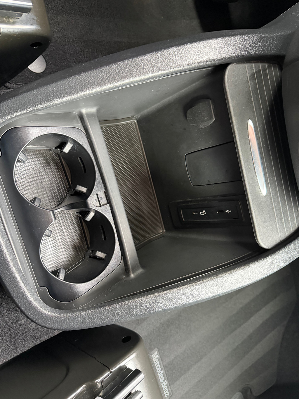 Mercedes-Benz V-klasse 300d 4-MATIC L3 XXL DC | Avantgarde | 360° Camera | Mbux 19
