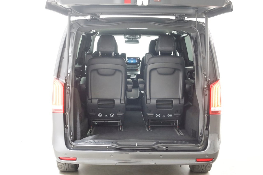 Mercedes-Benz V-klasse 300d 4-MATIC Lang Edition AMG Personenbus INCL. BTW/BPM 09-2021 16