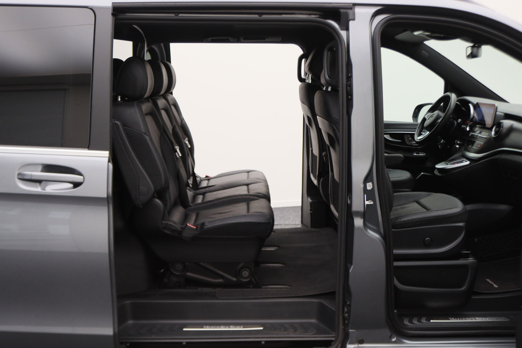 Mercedes-Benz V-klasse 300d Extra Lang DC Avantgarde Edition 2x Schuifdeur, Leer, Elektrische Stoelen, Apple Carplay, LED, Trekhaak, 19 17
