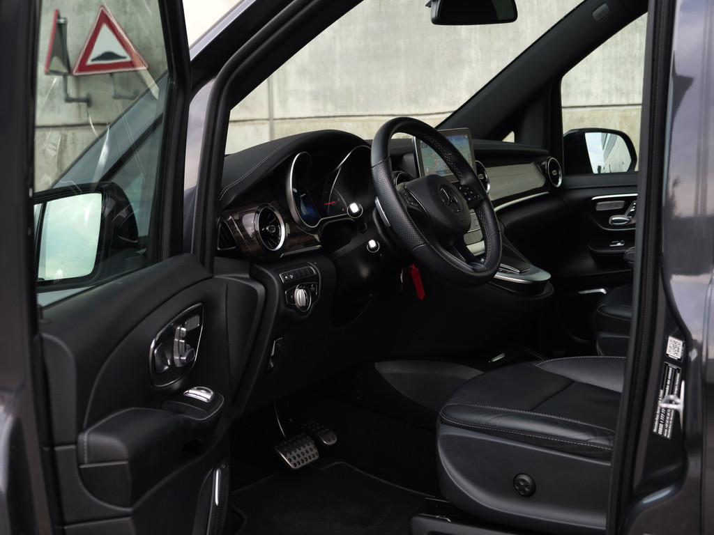 Mercedes-Benz V-klasse V250 | AMG | Incl BTW & BPM | 7-persoons | memory-zetels | nette staat.. 18