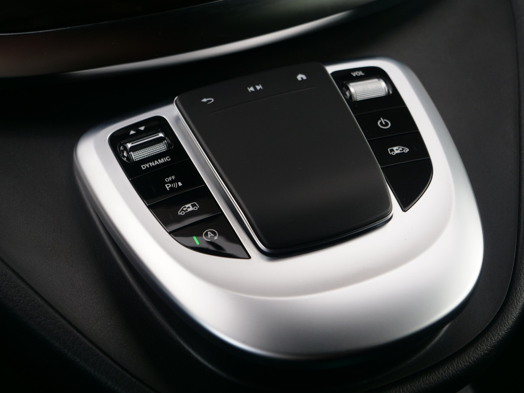 Mercedes-Benz V-klasse V250 | AMG | Incl BTW & BPM | 7-persoons | memory-zetels | nette staat.. 9