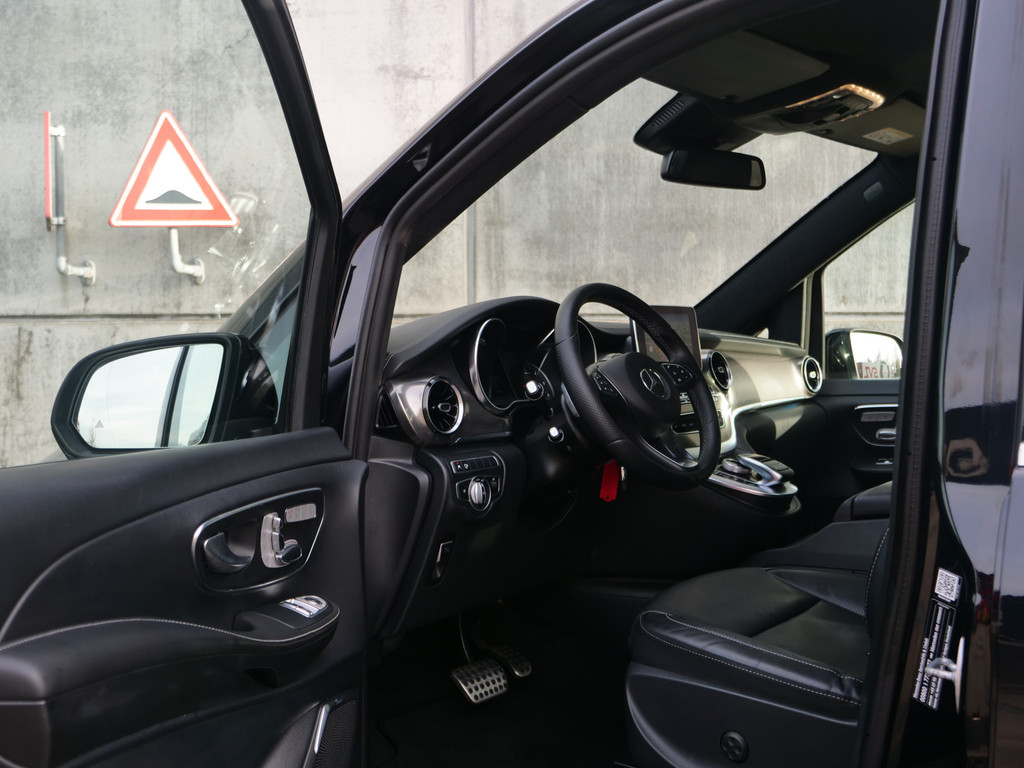 Mercedes-Benz V-klasse V300d | 7persoons | Exclusive | panorama | burmester | gekoelde stoelen | Vol!! 20