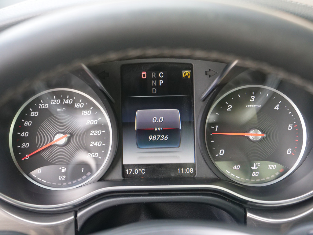 Mercedes-Benz V-klasse V300d | 7persoons | Exclusive | panorama | burmester | gekoelde stoelen | Vol!! 8