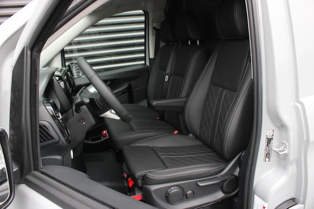 Mercedes-Benz VITO 119 CDI L2 4x4 SELECT LANG / BPM VRIJ / FULL BLACK OPS / VERLAAGD / AMG / SIDE-BARS / STUURVERWARMING / SPOILER 12