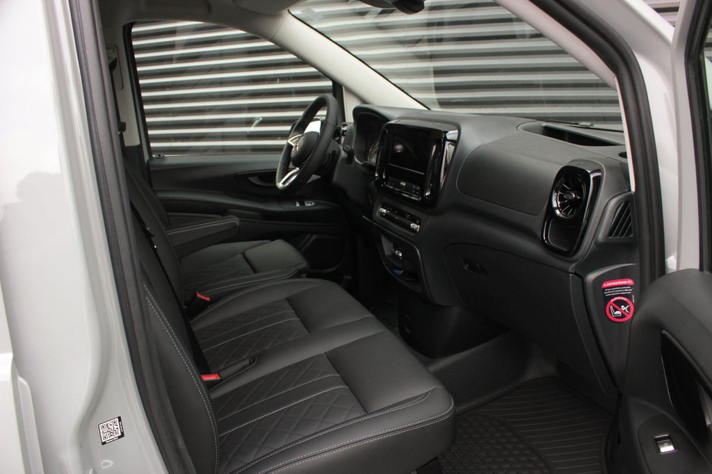 Mercedes-Benz VITO 119 CDI L2 4x4 SELECT LANG / BPM VRIJ / FULL BLACK OPS / VERLAAGD / AMG / SIDE-BARS / STUURVERWARMING / SPOILER 13