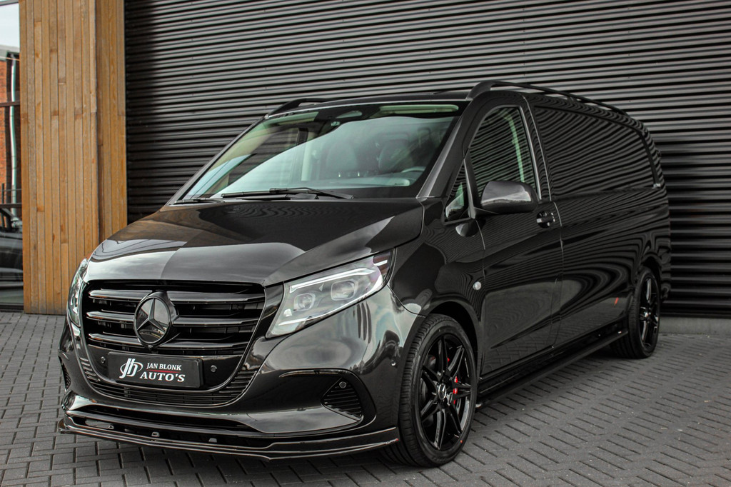 Mercedes-Benz VITO 119 CDI L3 4x4 SELECT LANG / BPM VRIJ / FULL BLACK OPS / VERLAAGD / AMG / SIDE- BARS / SPOILER / APPLE CARPLAY 10