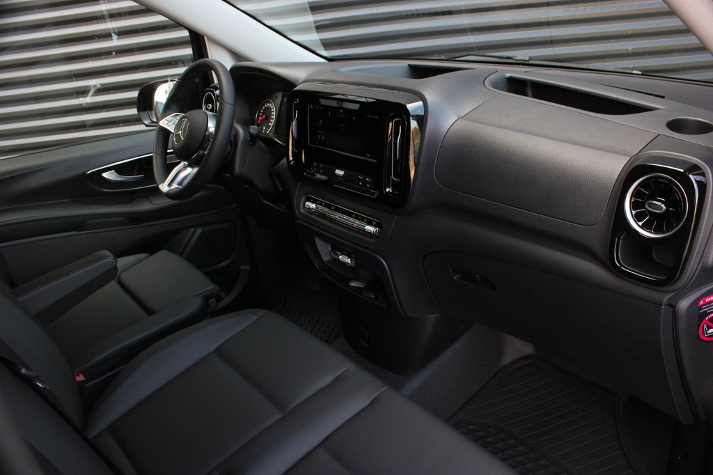 Mercedes-Benz VITO 119 CDI L3 4x4 SELECT LANG / BPM VRIJ / FULL BLACK OPS / VERLAAGD / AMG / SIDE- BARS / SPOILER / APPLE CARPLAY 12