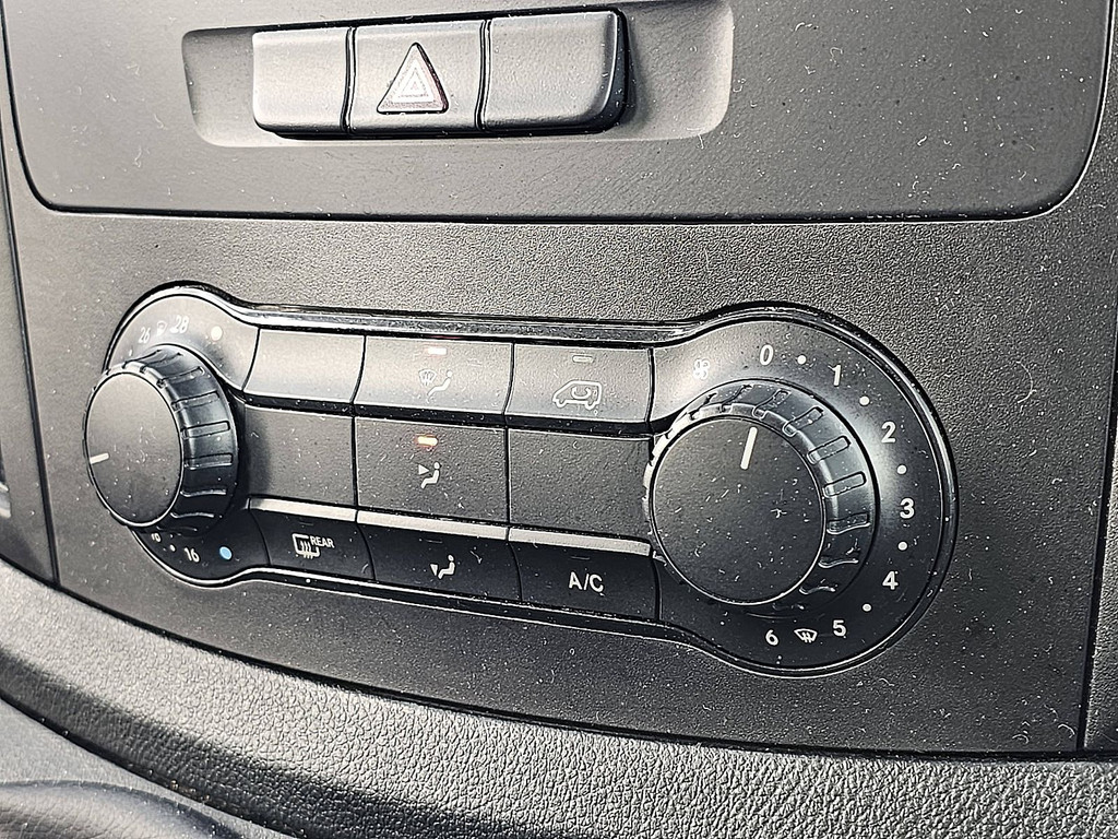 Mercedes-Benz VITO TOURER L3 XXL 8p AC! 10