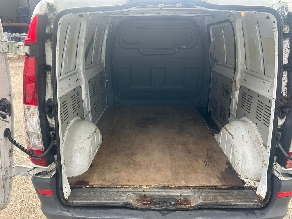 Mercedes-Benz Vito 109 CDI 320 6 bak 13