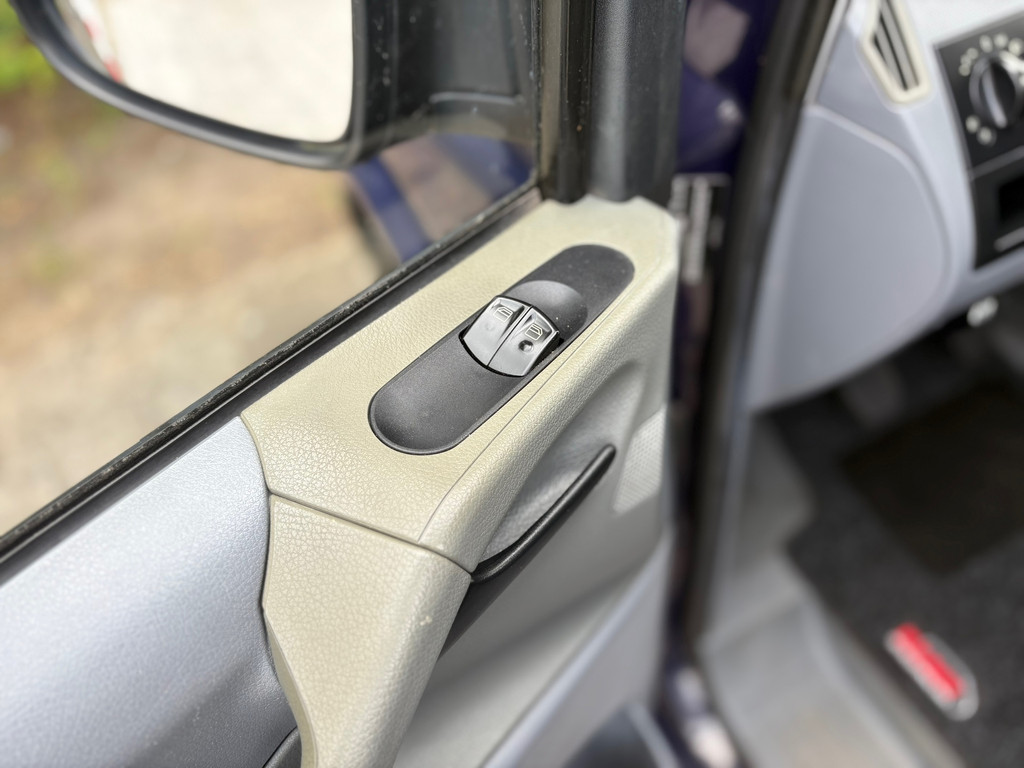 Mercedes-Benz Vito 109 CDI 320 Amigo|NAP|1e EIG|trekhaak met 2000KG trekgewicht|2 zitplaatsen|radio|elektrisch pakket 17