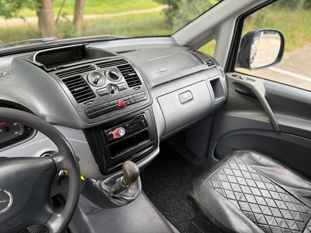 Mercedes-Benz Vito 109 CDI 320 Amigo|NAP|1e EIG|trekhaak met 2000KG trekgewicht|2 zitplaatsen|radio|elektrisch pakket 18