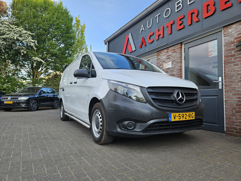 Mercedes-Benz Vito 109 CDI Functional Lang Trekhaak! Airco! NAP! Navigatie! Achterdeuren! 3-Zitplaatsen! 13