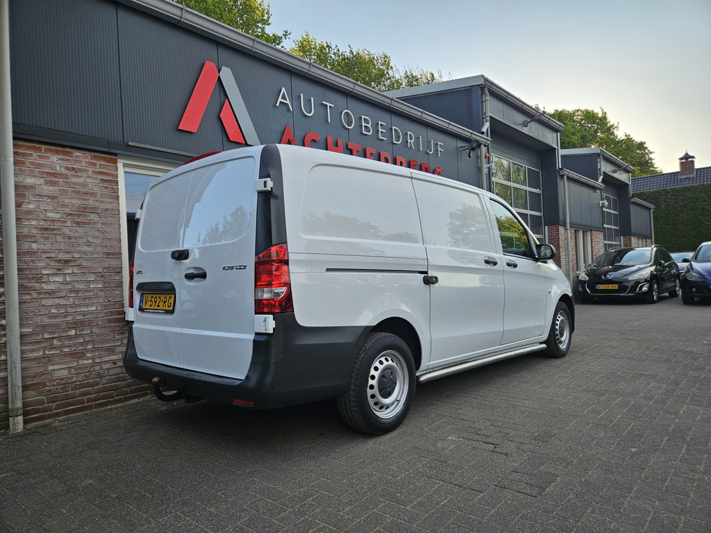 Mercedes-Benz Vito 109 CDI Functional Lang Trekhaak! Airco! NAP! Navigatie! Achterdeuren! 3-Zitplaatsen! 17