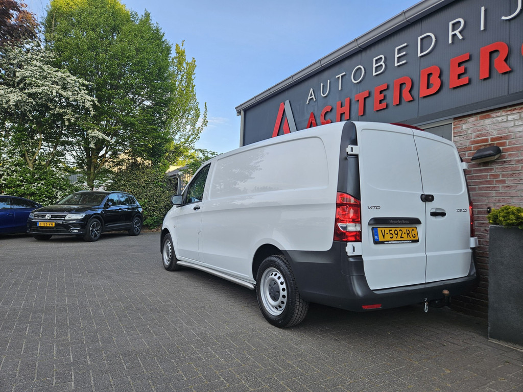 Mercedes-Benz Vito 109 CDI Functional Lang Trekhaak! Airco! NAP! Navigatie! Achterdeuren! 3-Zitplaatsen! 3