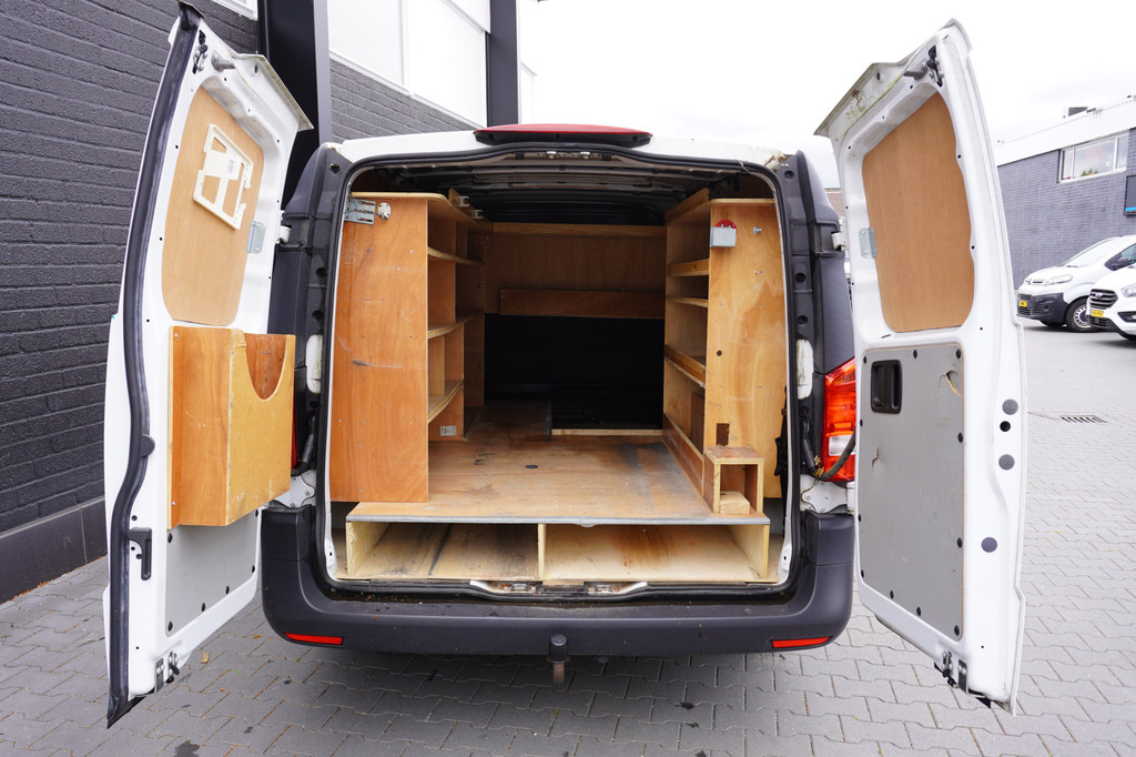 Mercedes-Benz Vito 109 CDI Lang EURO 6 - Airco - Trekhaak - €11.900,- Excl. 8