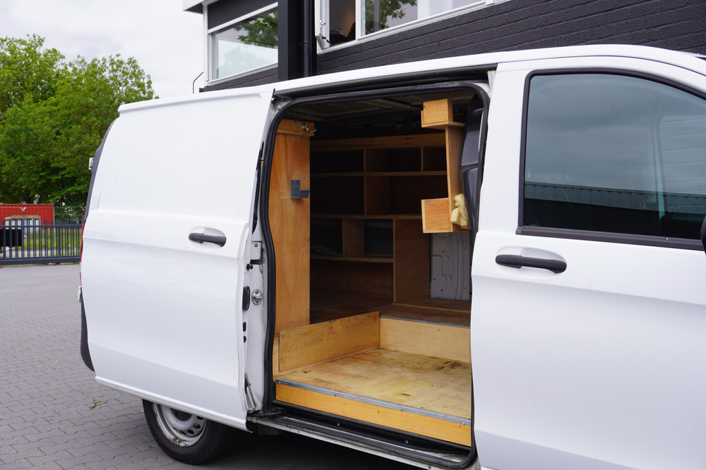 Mercedes-Benz Vito 109 CDI Lang EURO 6 - Airco - Trekhaak - €11.900,- Excl. 9