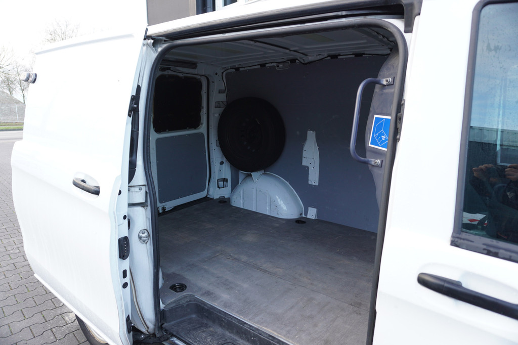 Mercedes-Benz Vito 110 CDI - EURO 6 - Airco - Cruise - Trekhaak - €12.950,- Excl. 9