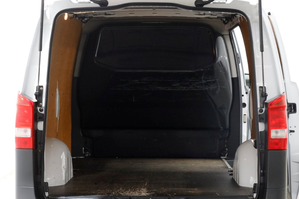 Mercedes-Benz Vito 110 CDI 110pk RWD XL Extra Lang Airco/Navi/Camera 12-2022 5