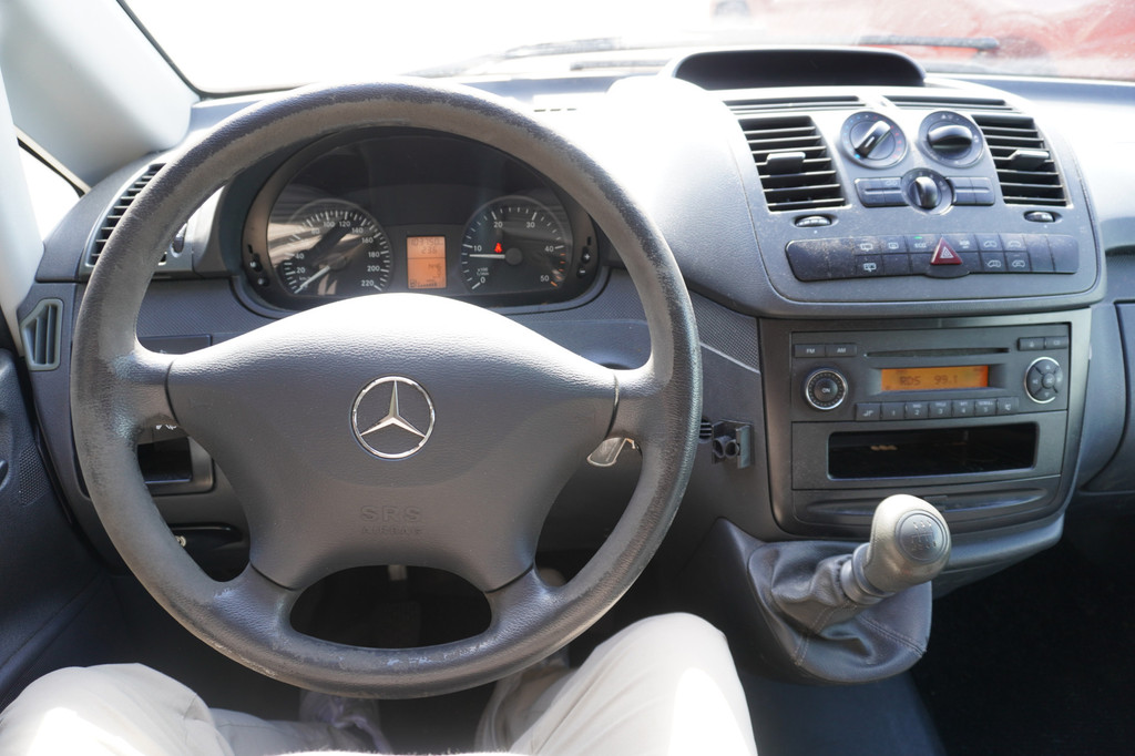 Mercedes-Benz Vito 110 CDI 320 9 Persoons 11