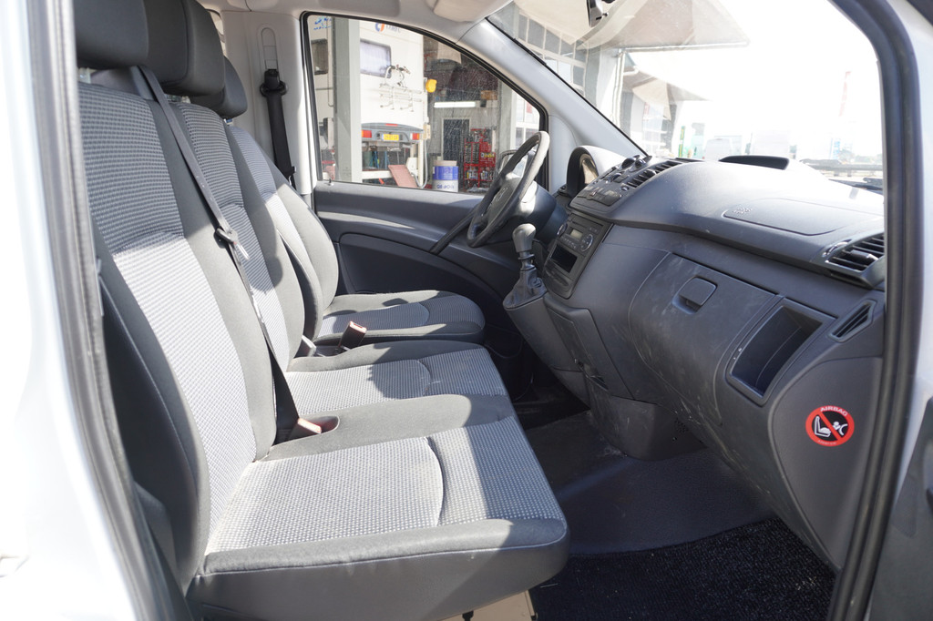 Mercedes-Benz Vito 110 CDI 320 9 Persoons 14