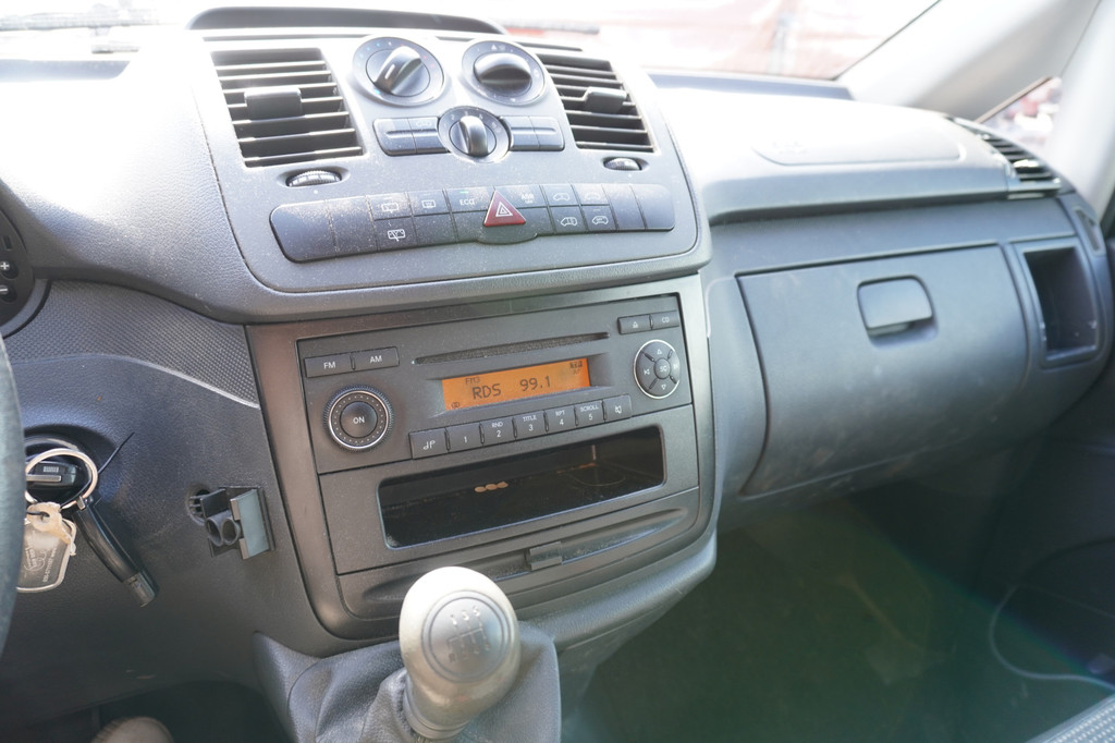 Mercedes-Benz Vito 110 CDI 320 9 Persoons 16