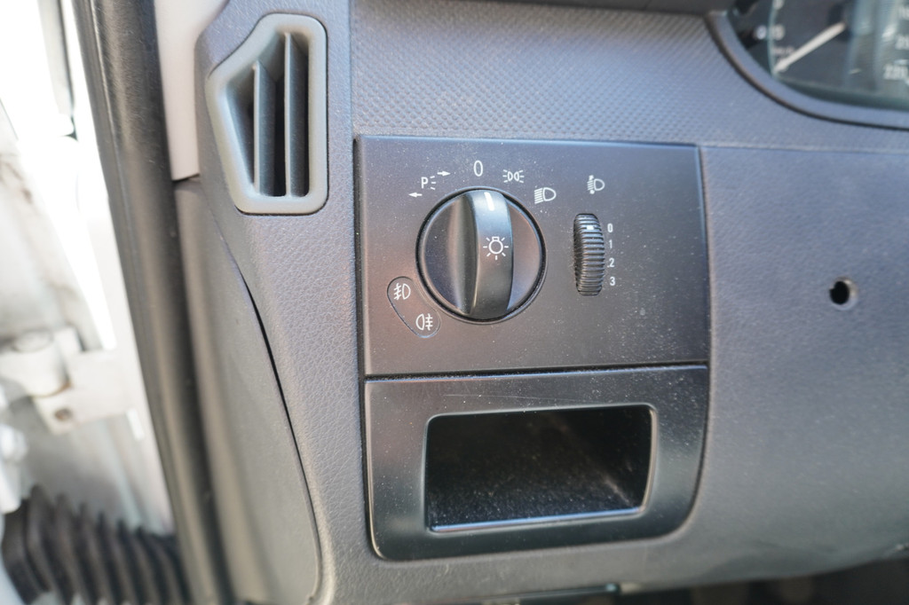 Mercedes-Benz Vito 110 CDI 320 9 Persoons 17