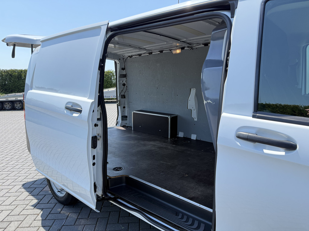 Mercedes-Benz Vito 110 CDI E6 MB / L3H1 / ORIG. NL / AIRCO / CAMERA / ACHTERKLEP / 3-ZITS 9