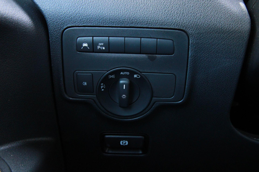 Mercedes-Benz Vito 110 CDI Functional Lang L2H1 / App connect / Camera / Trekhaak 21