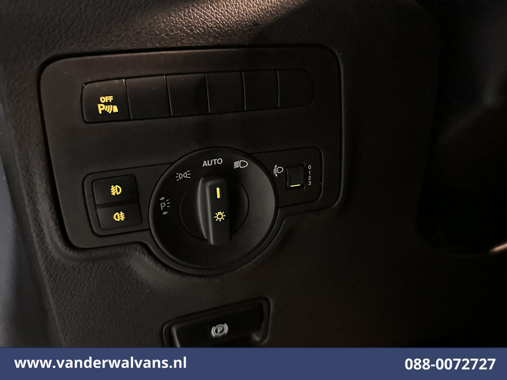 Mercedes-Benz Vito 110 CDI L2H1 Euro6 Airco | Imperiaal | Trekhaak | Navigatie | Camera Parkeersensoren, Bijrijdersbank 15