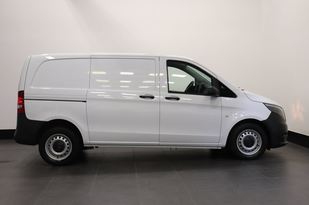 Mercedes-Benz Vito 110 CDI Lang EURO 6 - Airco - Leder. stoelen - Achteruitrijcamera - â¬11.950,- Excl. 14