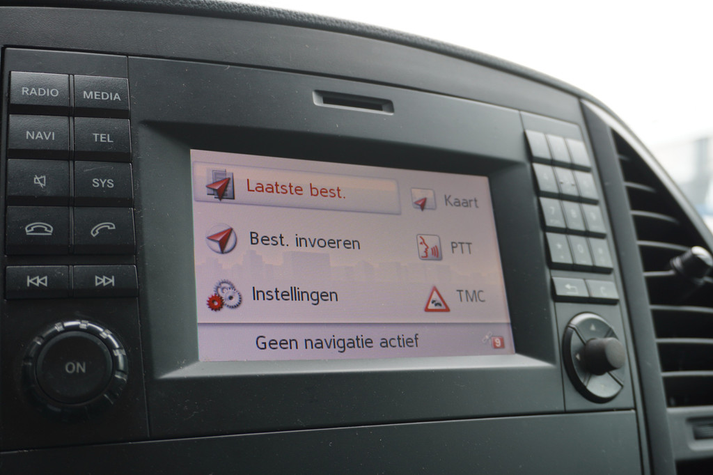 Mercedes-Benz Vito 110 CDI Lang EURO 6 - Airco - Navi - Cruise - € 13.900,- Excl. 12