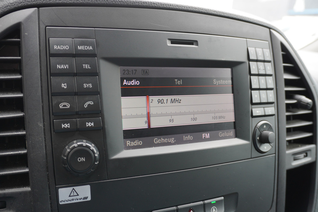 Mercedes-Benz Vito 110 CDI XL EURO 6 - Airco - Camera - €13.499,- Excl. 11