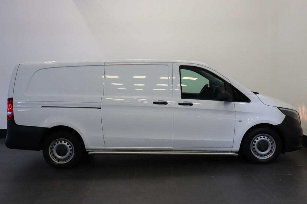 Mercedes-Benz Vito 110 CDI XL EURO 6 - Airco - Camera - Laadbrug - € 13.499,- Excl. 11