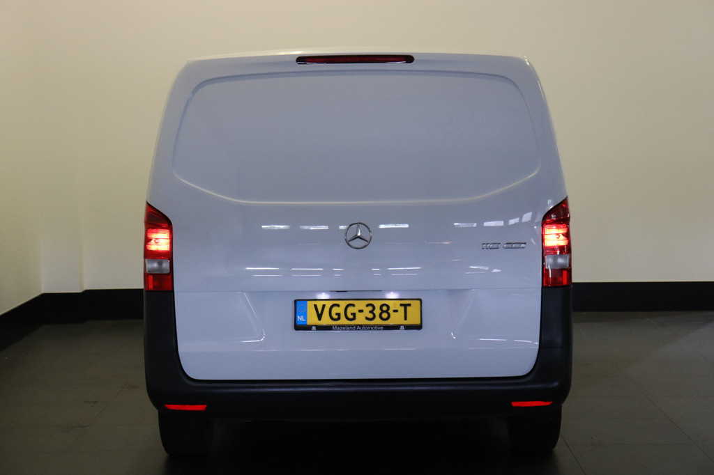 Mercedes-Benz Vito 110 CDI XL EURO 6 - Airco - Camera - Laadbrug - € 13.499,- Excl. 7