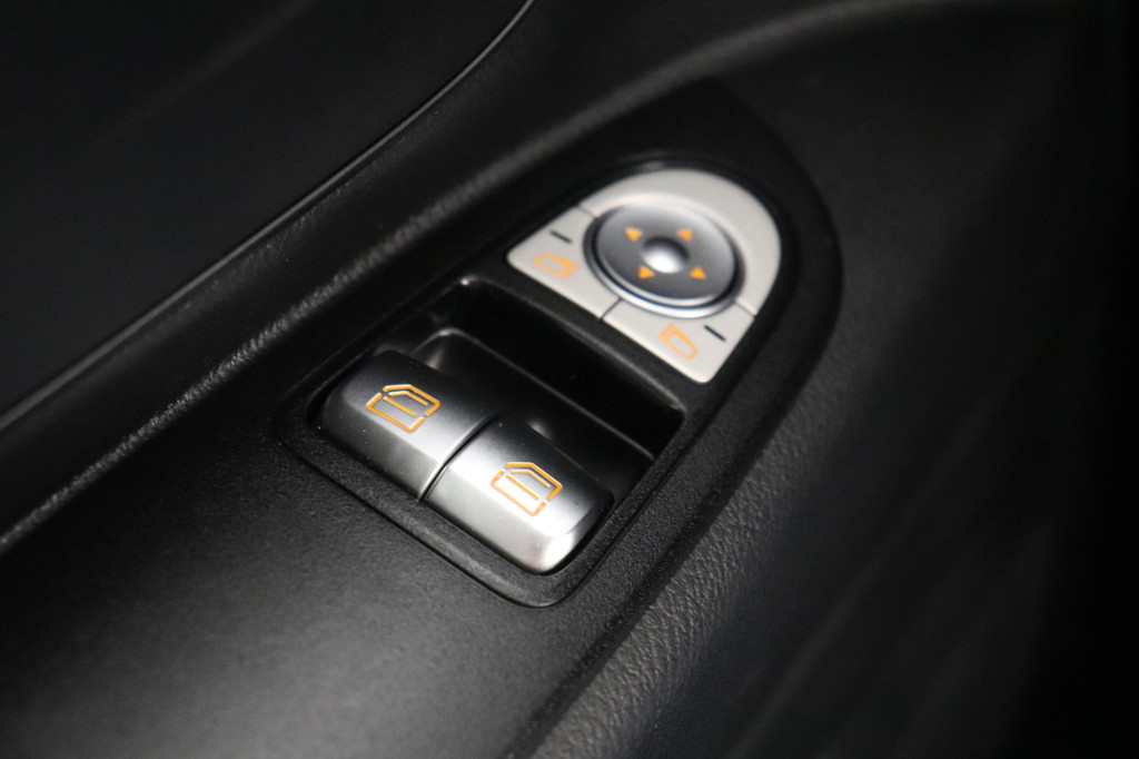 Mercedes-Benz Vito 111 CDI - EURO 6 - Airco - Navi - Cruise - ⬠10.900,- Excl 17