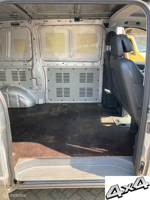 Mercedes-Benz Vito 111 CDI 4WD AUTOMAAT AIRCO 13