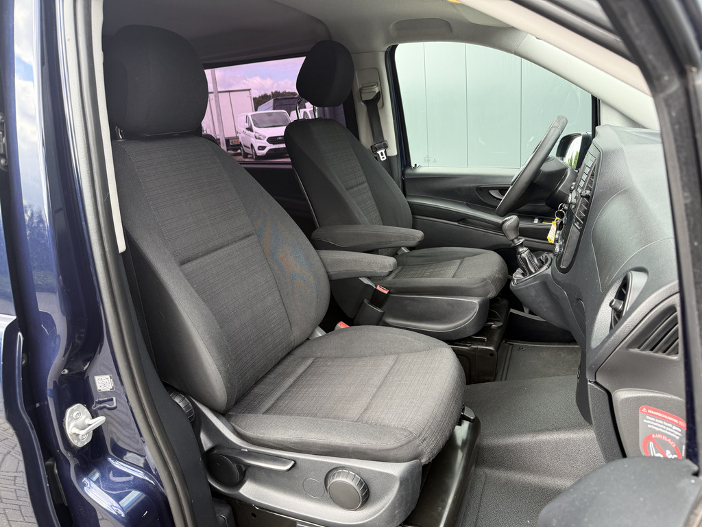 Mercedes-Benz Vito 111 CDI / DUBBEL CABINE / L2H1 / TREKHAAK / CAMERA / AIRCO / CRUISE / DUBBELE CABINE 10
