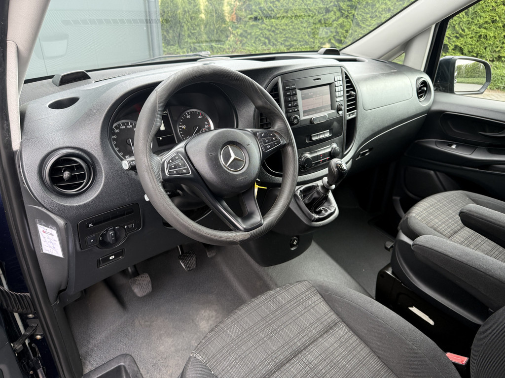 Mercedes-Benz Vito 111 CDI / DUBBEL CABINE / L2H1 / TREKHAAK / CAMERA / AIRCO / CRUISE / DUBBELE CABINE 11