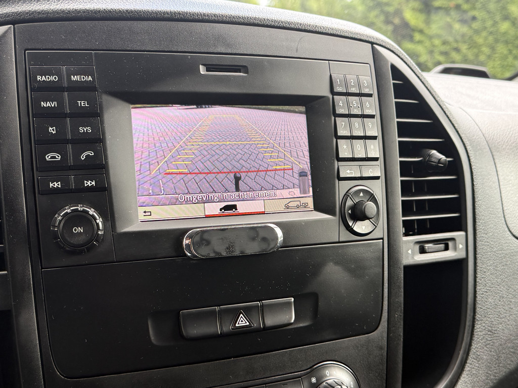 Mercedes-Benz Vito 111 CDI / DUBBEL CABINE / L2H1 / TREKHAAK / CAMERA / AIRCO / CRUISE / DUBBELE CABINE 19