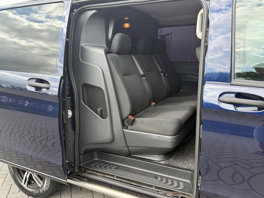Mercedes-Benz Vito 111 CDI / DUBBEL CABINE / L2H1 / TREKHAAK / CAMERA / AIRCO / CRUISE / DUBBELE CABINE 8