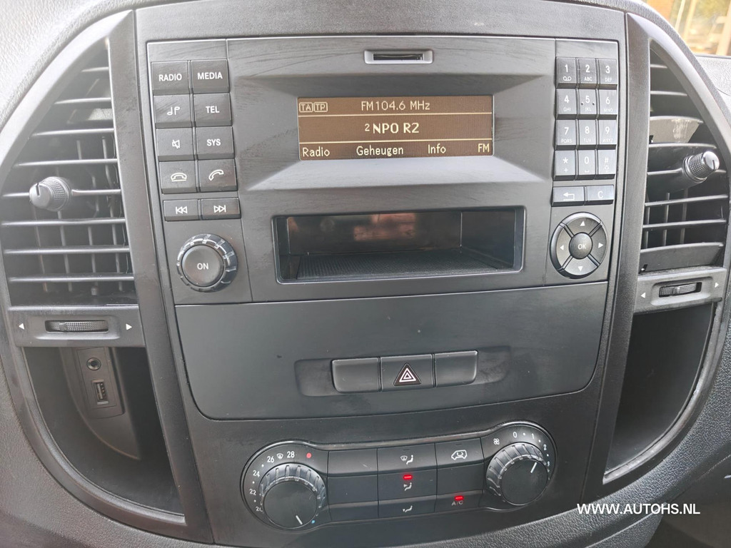 Mercedes-Benz Vito 111 CDI , Euro 6 , 1e Eig , In pracht staat , Apk maart 2026 , werkplaats inrichting. 10