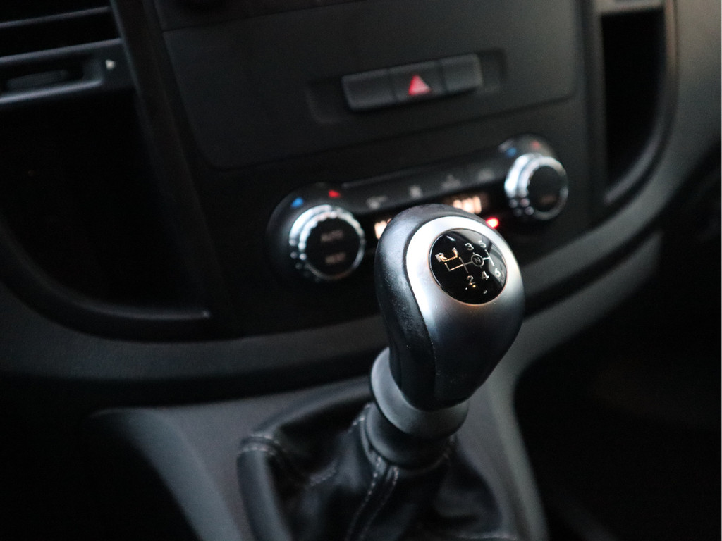 Mercedes-Benz Vito 111 CDI Euro 6 Lang DC 5 Pers. - Trekhaak - Cruise - Navi 14