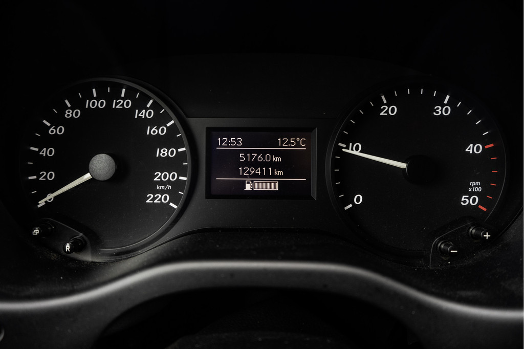 Mercedes-Benz Vito **111 CDI L2H1 | Euro 6 | Airco | Cruise | DC | 6-Persoons** 16