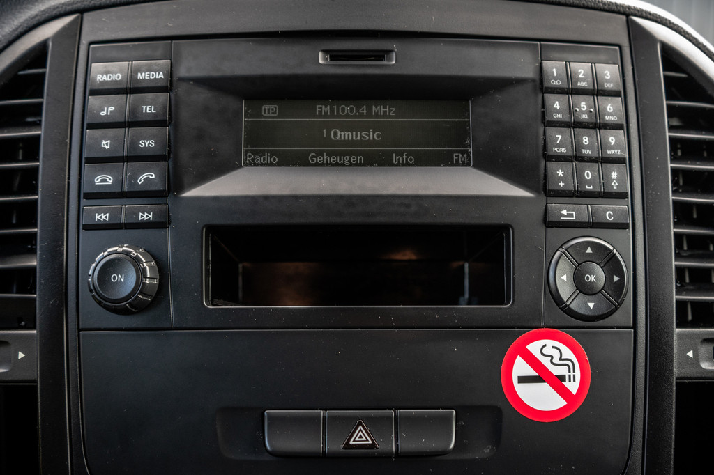 Mercedes-Benz Vito **111 CDI L2H1 | Euro 6 | Airco | Cruise | DC | 6-Persoons** 18